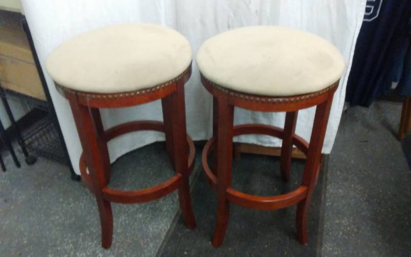 Pair Of Swivel Seat Bar Stools (30 Inch Seat Height)