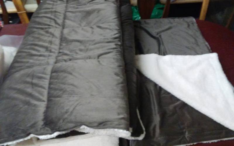 King Size Plush Sherpa Comforter & 2-Shams