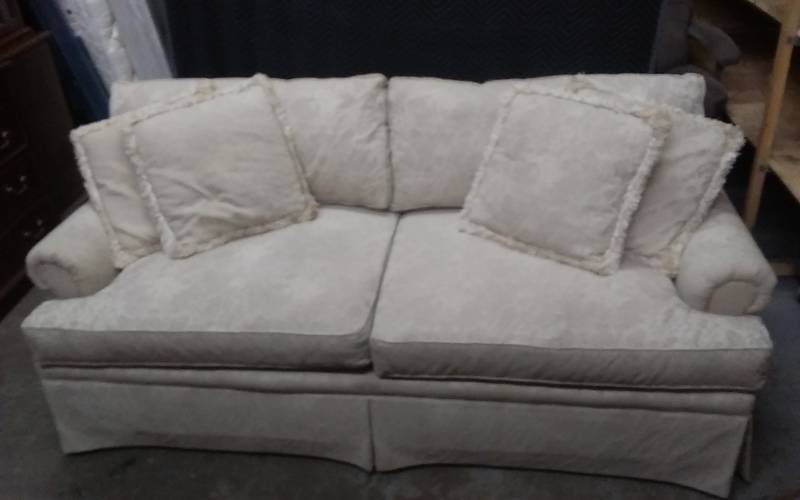Henredon 78 Inch Sofa (Tone On Tone Design In Soft Beige Color)