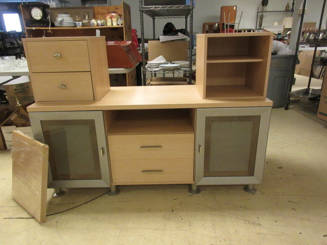 lot 609 image: SAUDER CABINET SET UP