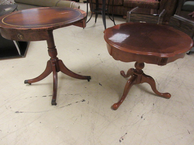 lot 617 image: ROUND ACCENT TABLES