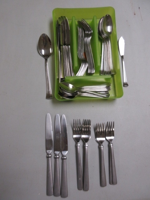 lot 629 image: CUISINART FLATWARE SET
