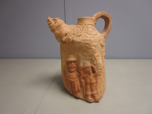 lot 705 image: COLUMBIAN POTTERY-VERY OLD