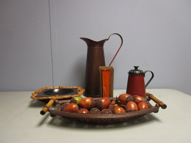 lot 722 image: FARM FRESH ART