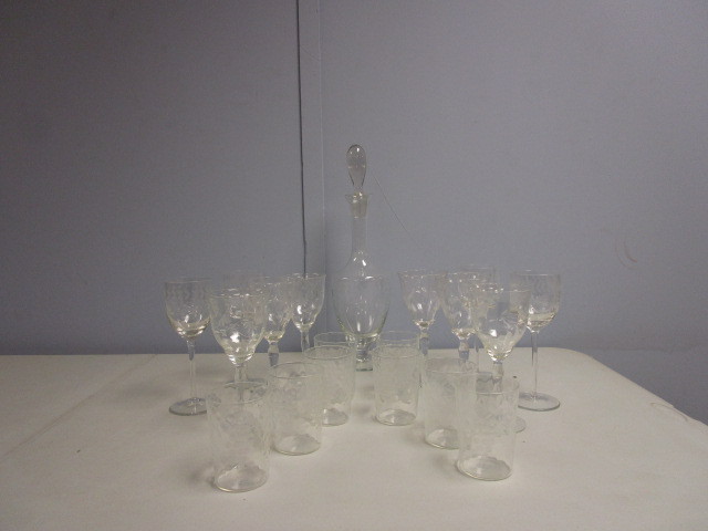 lot 747 image: CRYSTAL DECANTER,STEMWARE AND BEVERAGE GLASSES