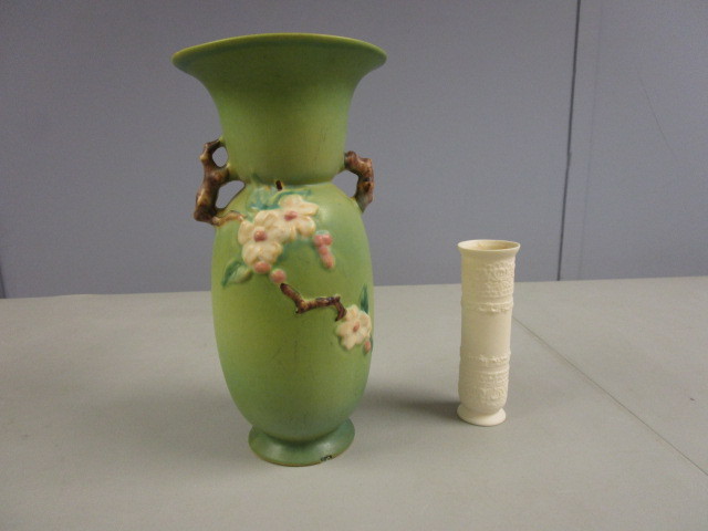 lot 753 image: ROSEVILLE POTTERY VASE AND MORE