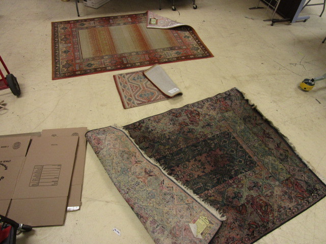 lot 778 image: RUGS