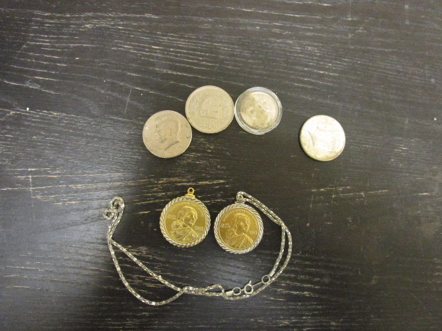 lot 788 image: COINS