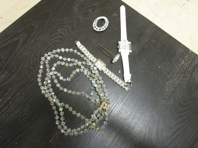 lot 791 image: RHINESTONES, WATCHES, HAIR ORNAMENT, MORE