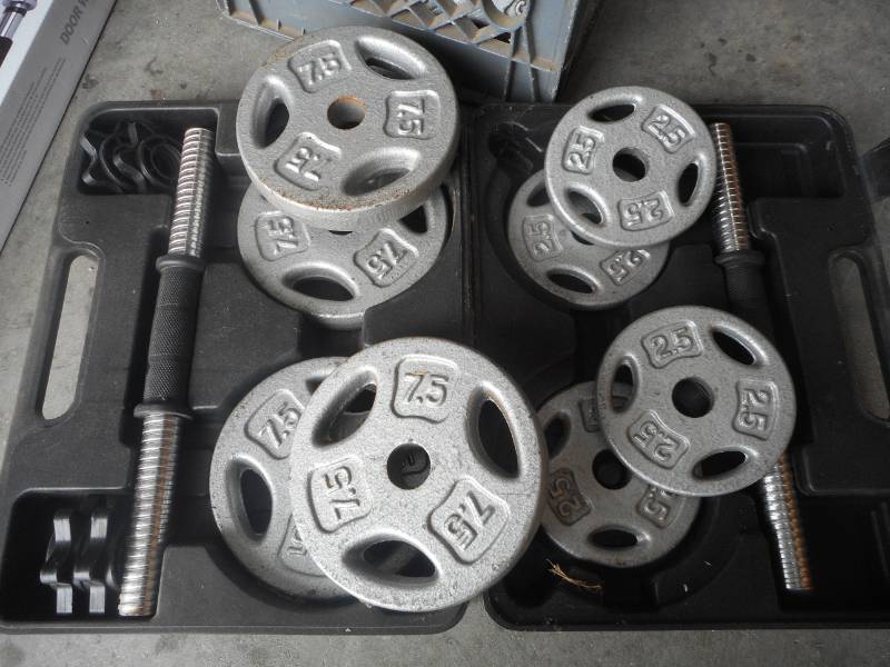 lot 7 image: Dumbbell Set