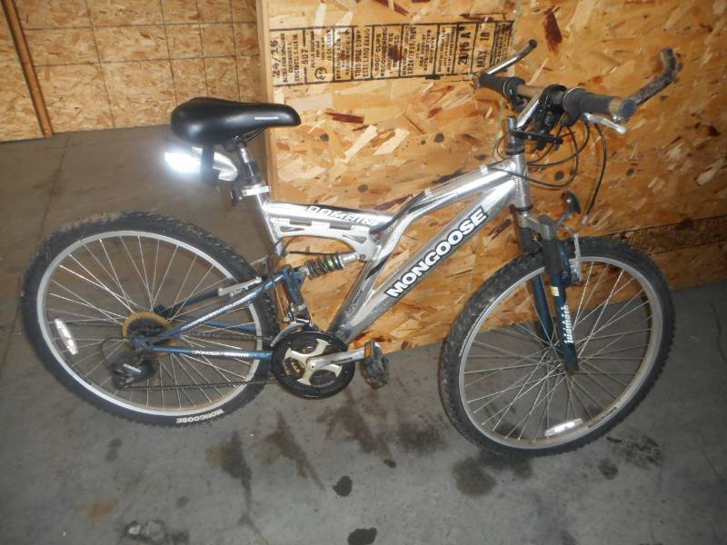 lot 8 image: Mountain Bike