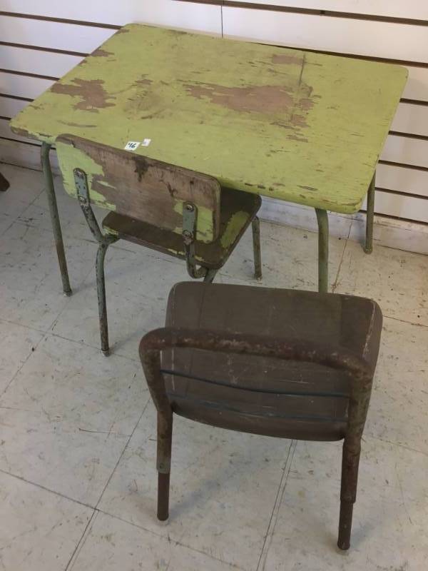 Wooden Student DeskTable with 2 chairs