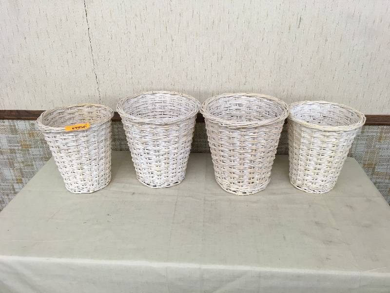 lot 21 image: Wicker Baskets