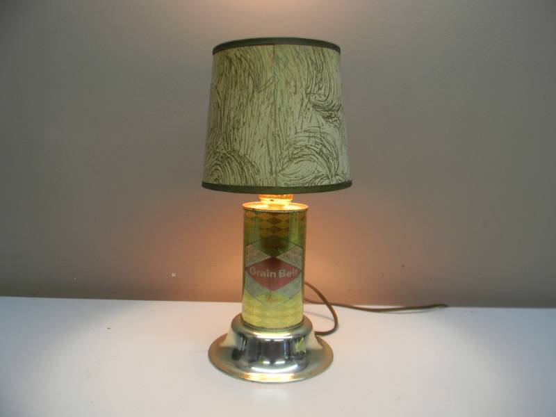lot 6 image: VINTAGE 1970s GRAIN BELT BEER CAN LAMP - WORKS - RARE - SEE PICTURES