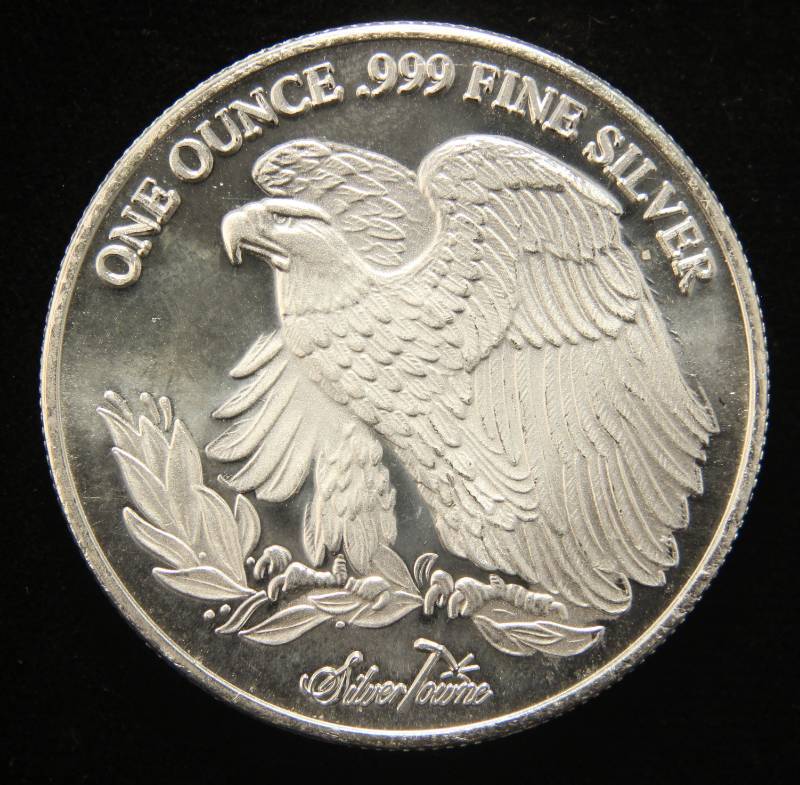 lot 37 image: 1 TROY OZ. .999 FINE SILVER SAINT GAUDENS DESIGN