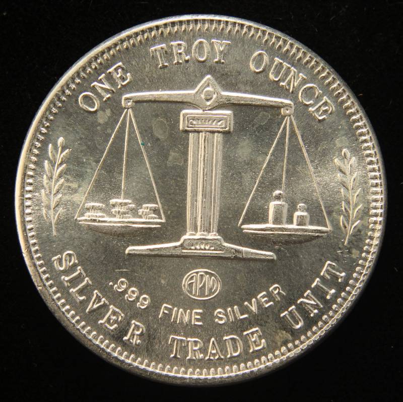 lot 50 image: 1 TROY OZ. .999 FINE SILVER EARLY DOLLAR DESIGN