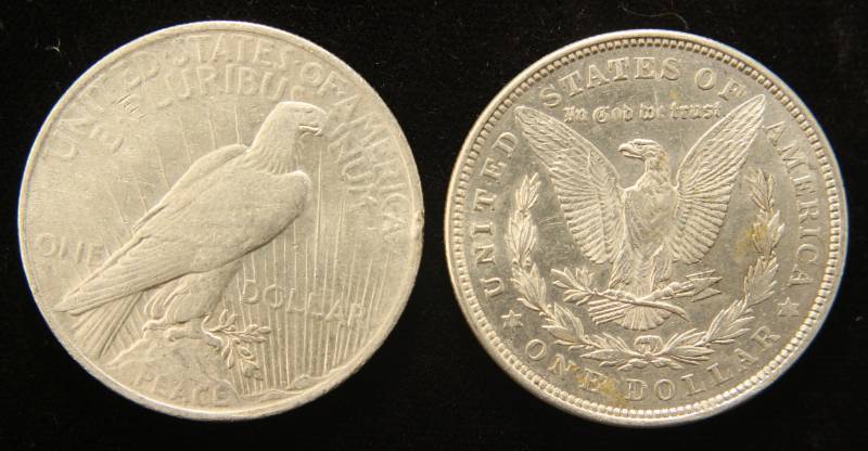 lot 51 image: 2 SILVER DOLLARS 1921 MORGAN 1922 PEACE
