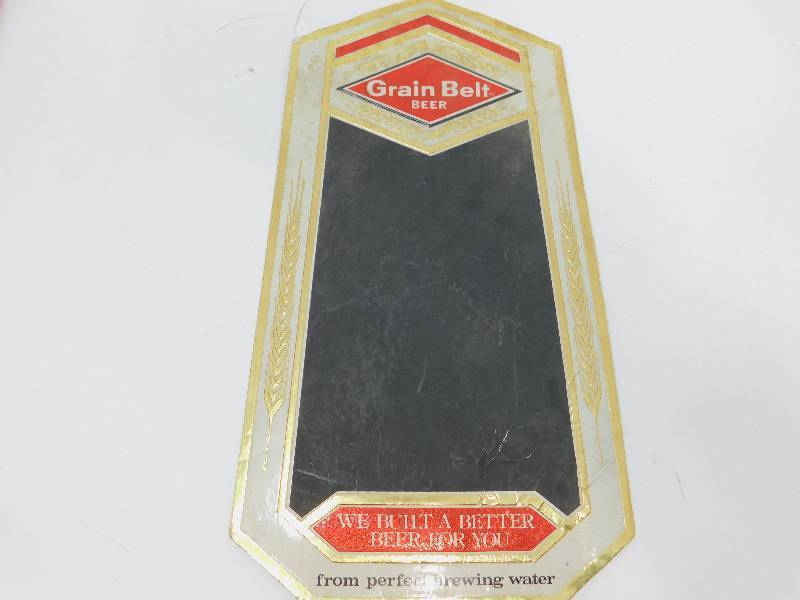 lot 36 image: Vintage Grain Belt Sign