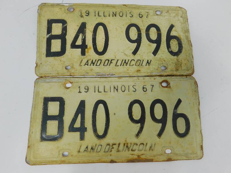 lot 42 image: 2 Vintage License Plates