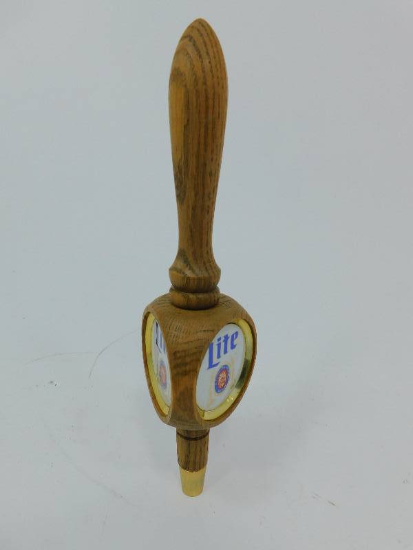 lot 45 image: Miller Lite Beer Tapper