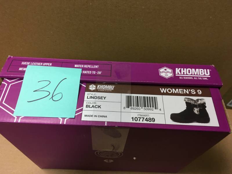 Khombu Womens Lindsey Memory Foam Boots Black Size 9 not used