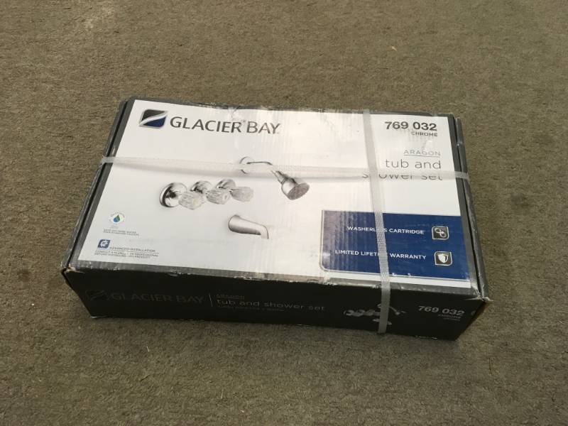 Glacier Bay Aragon 3-Handle 1-Spray WaterSense Tub and Shower Faucet in Chrome (Valve Included)  in like new condition