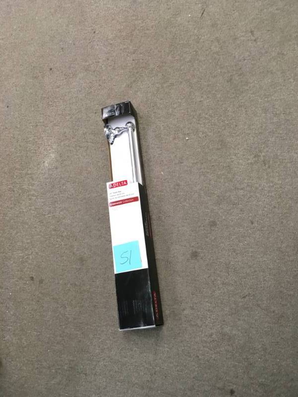 Delta Greenwich 24 in. Towel Bar in Chrome  in like new condition