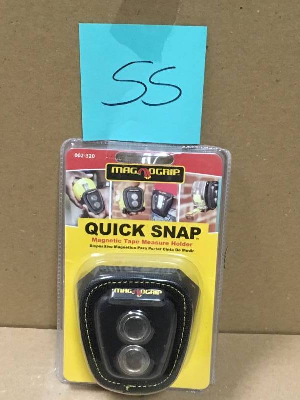 MagnoGrip Quick Snap Magnetic Tape Measure Holder, Black  in like new condition