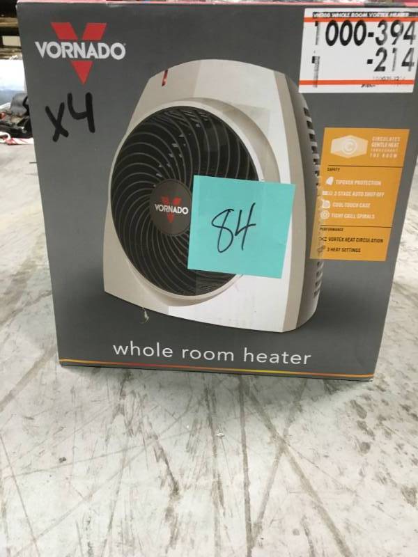 Vornado VH200 1500-Watt Vortex Whole Room Electric Portable Fan Heater USED in working condition