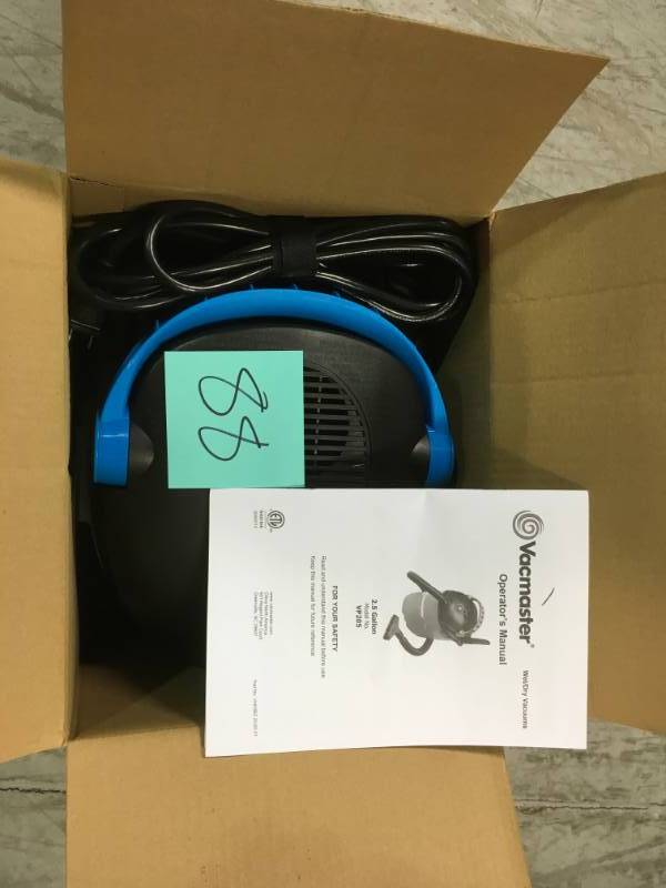 Vacmaster 2.5-gal. WetDry Vacuum with Blower Function  in like new condition