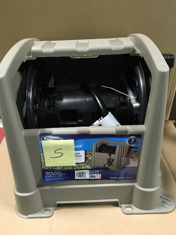 Suncast PHT100 Hose Reel with Tracker Hose Hideaway in working condition