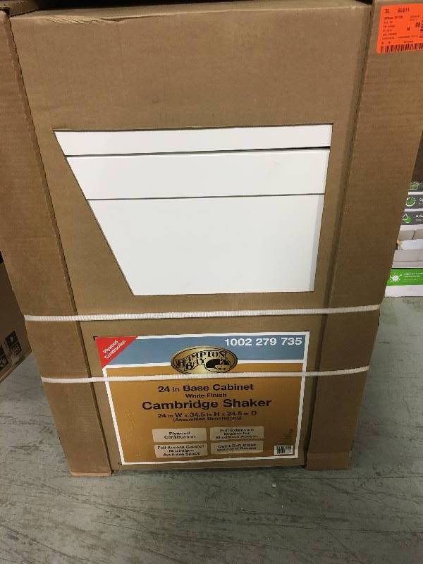 Hampton Bay Cambridge Assembled 24 in. x 34.5 in. x 24.5 in. Base Cabinet with Soft Close Full Extension Drawer in White in working condition