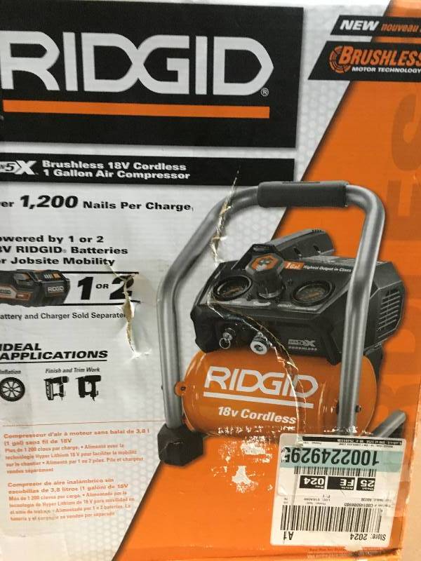 RIDGID 18-Volt Cordless Brushless 1 Gal. Portable Air Compressor (Tool Only) in working condition