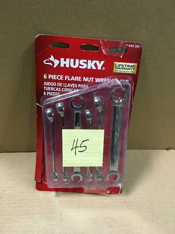 Husky SAE & MM Flare Nut Wrench Set (6-Piece) in working condition