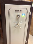 Total Defense 40-Gun FireWaterproof Combination Lock Safe, Matte BlackSilver in like new conditions missing 1 leg sopport