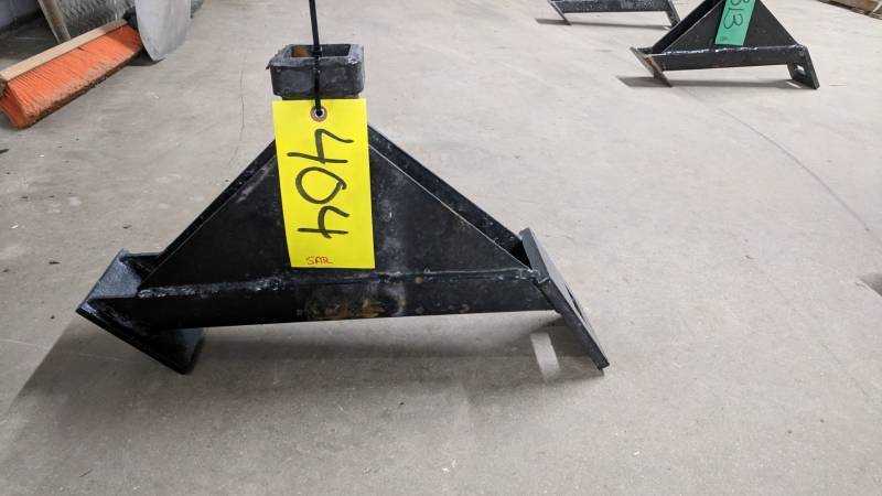 lot 404 image: Receiver Hitch for Skid Steer Quick Attach