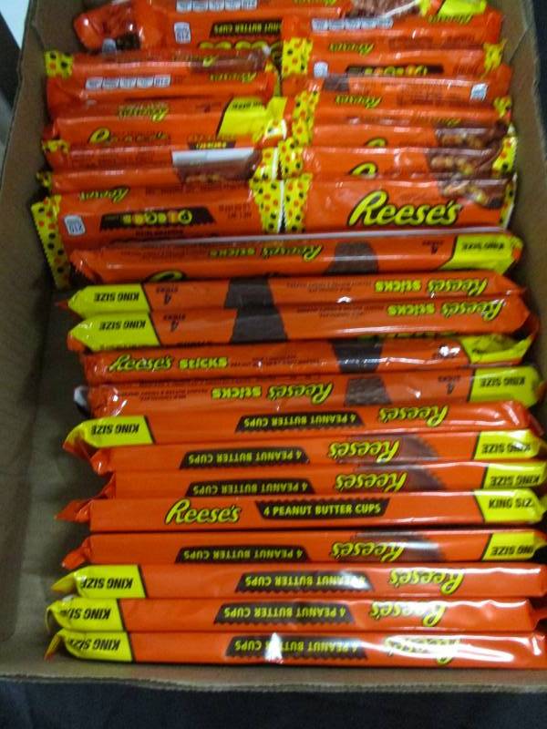 30 Reeses snacks