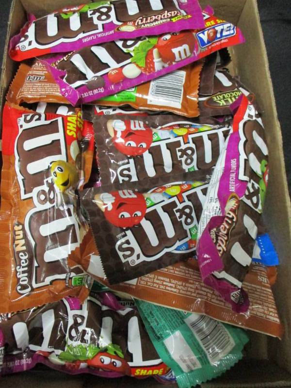 30 bags of various m&ms