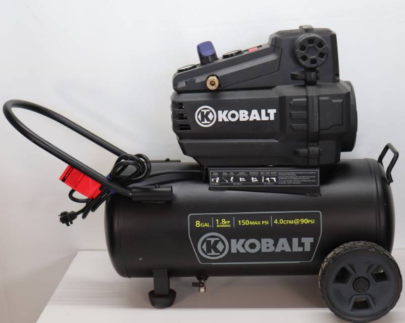 lot 24 image: Kobalt 8gal Air Compressor