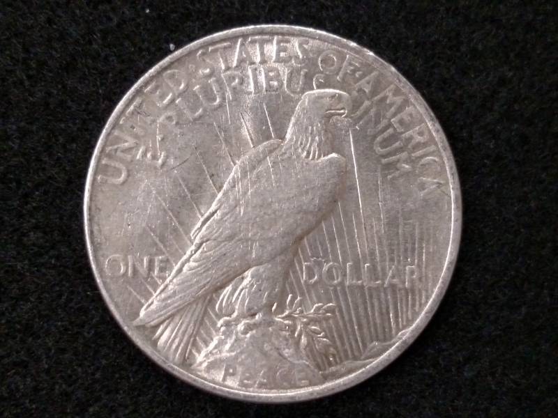 1922 Peace Silver Dollar...