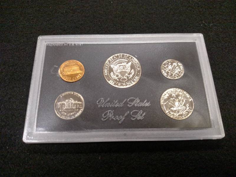 1971 U.S. Proof Coin Set...