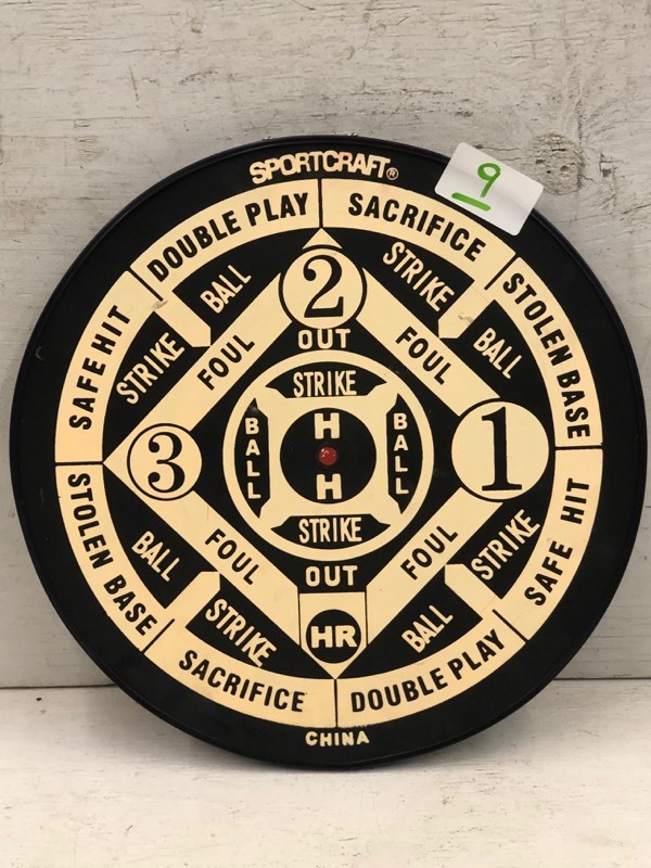 lot 9 image: Sportcraft Baseball Dart Board