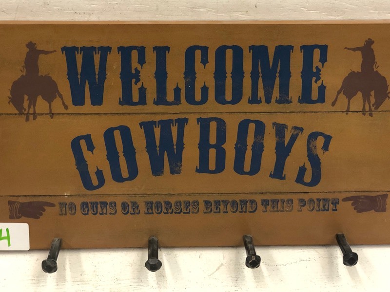 lot 14 image: Welcome Cowboys Coat Rack