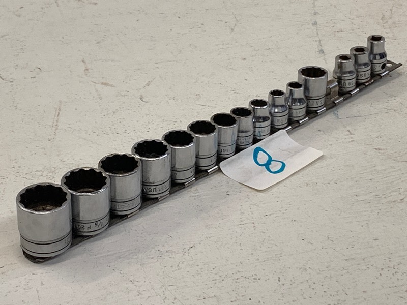 lot 8 image: Snap-On Socket Strip