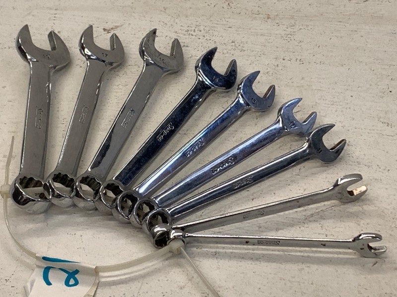 lot 21 image: Snap-On Wrenches--(9)