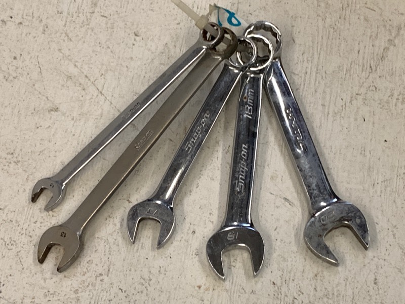 lot 22 image: Snap-On Wrenches--(5)