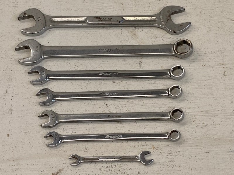 lot 24 image: Snap-On Wrenches--(7)