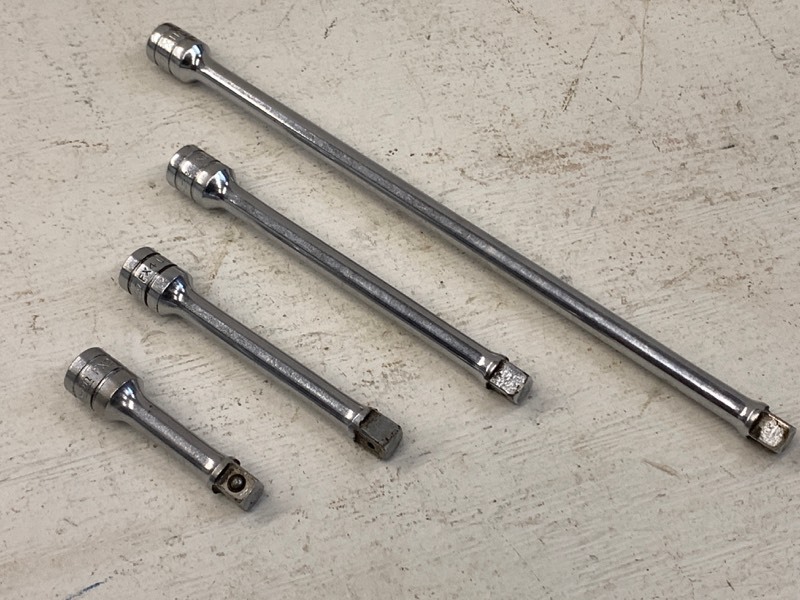 lot 29 image: Lot Of (4) Snap-On Socket Extensions