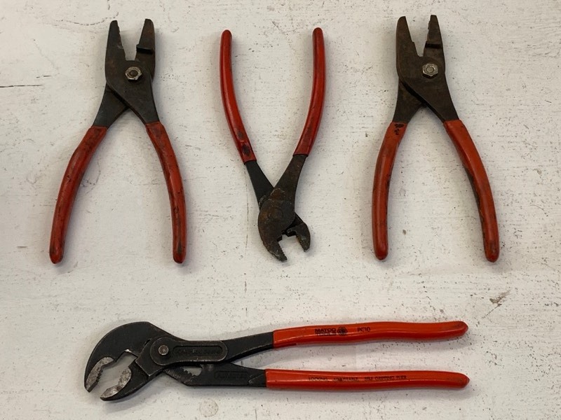 lot 38 image: Matco  Snap-On Pliers & Hose Clamp Pliers