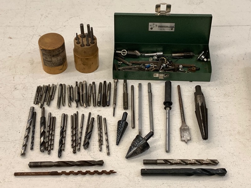 lot 65 image: Assorted Tap & Die Tools, Drill Bits, Driver Bits, Etc